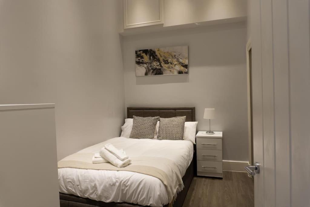 Spacious Apartment In City Centre - Free Parking Nottingham Eksteriør bilde