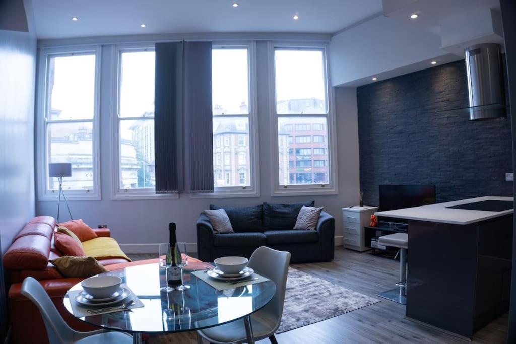 Spacious Apartment In City Centre - Free Parking Nottingham Eksteriør bilde