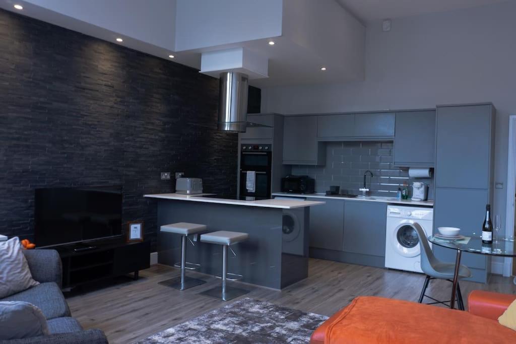 Spacious Apartment In City Centre - Free Parking Nottingham Eksteriør bilde